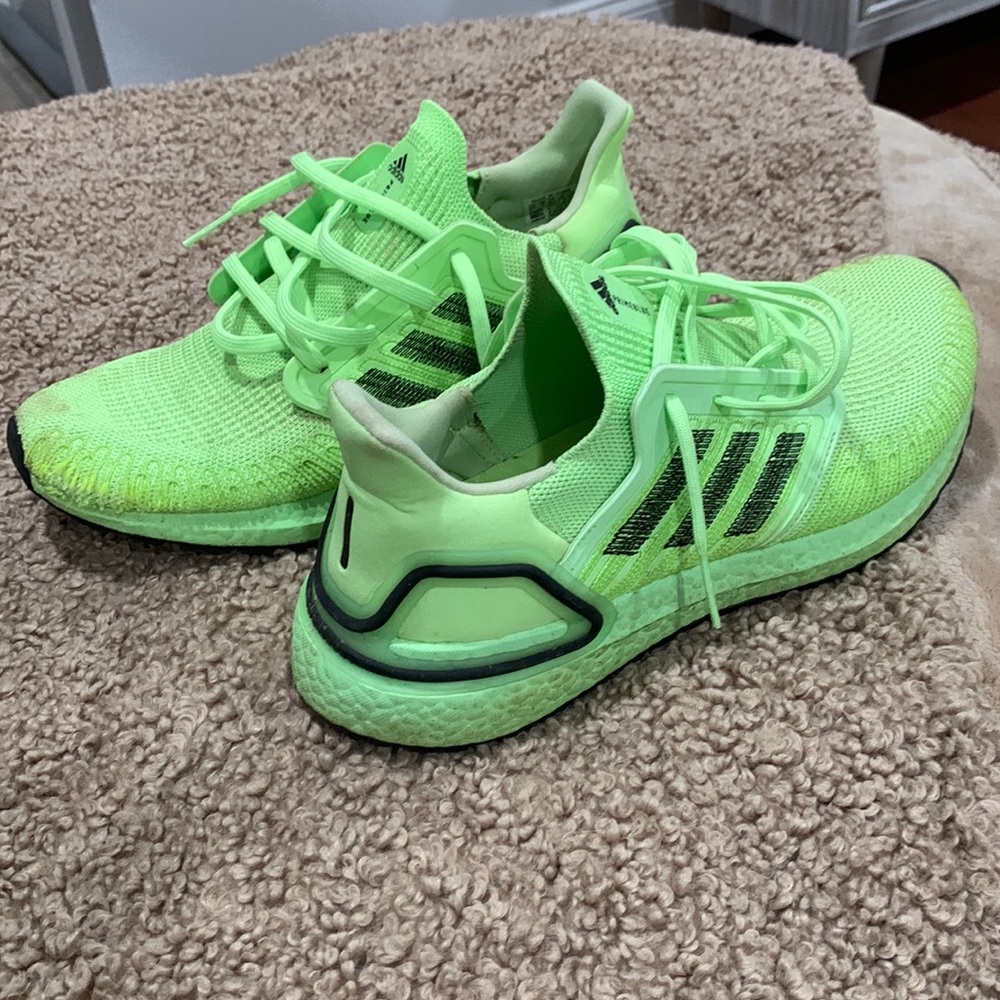 MENS Adidas 9.5 Boost Prime Blue neon green